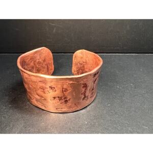 Vintage hammered copper extra wide cuff adjustable bracelet